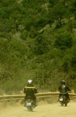Enfield-motorcycle-tours-11